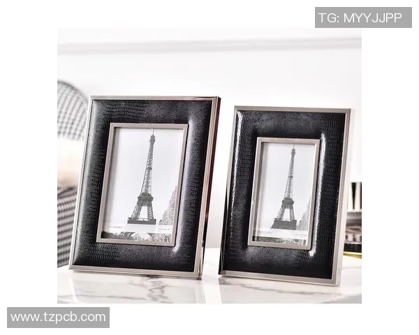 球星相框足球：融合体育激情与创意艺术的独特收藏品