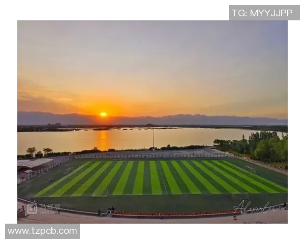 足球场球星打卡地探秘:这些地方让你感受足球魅力与明星光环 足球场球星打卡地探秘:这些地方让你感受足球魅力与明星光环