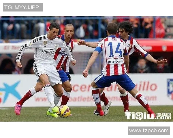 足球明星胜利动态分析：球场表现、竞技状态与未来发展趋势全方位解读